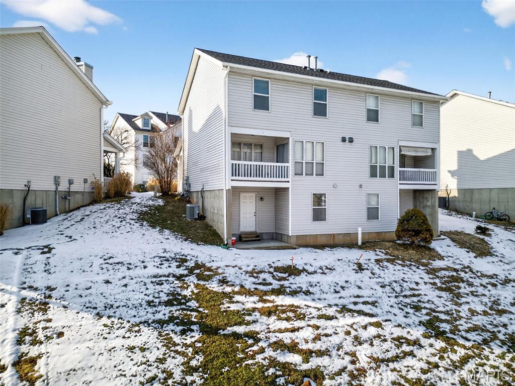 Spring Hill Farm Condo Ph 2 - Residential