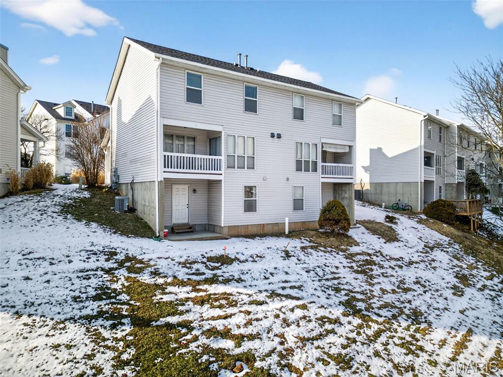 Spring Hill Farm Condo Ph 2 - Residential