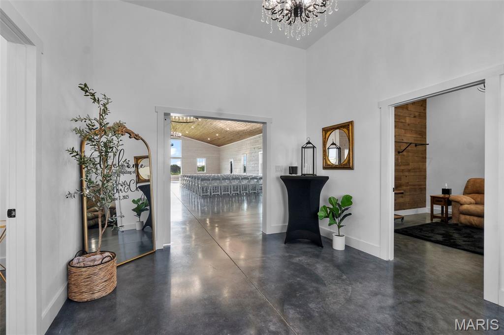 Unknown - Commercial Sale