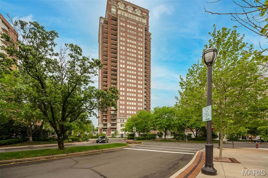 Plaza In Clayton A Condo The - Residential