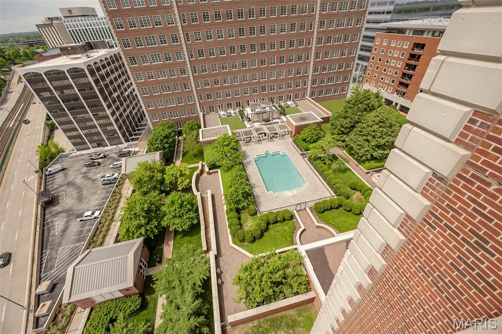Plaza In Clayton A Condo The - Residential