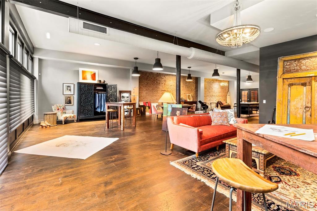 City/St Louis - Residential