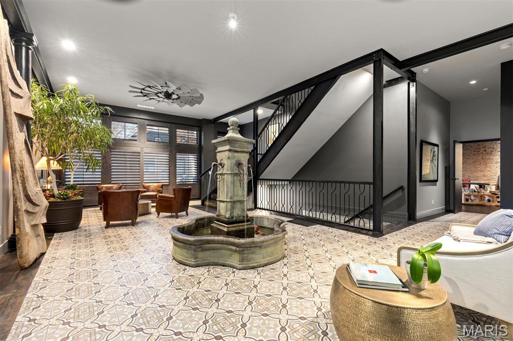 City/St Louis - Residential