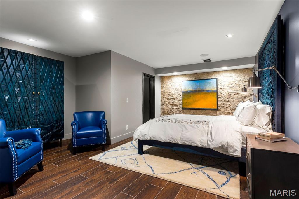 City/St Louis - Residential