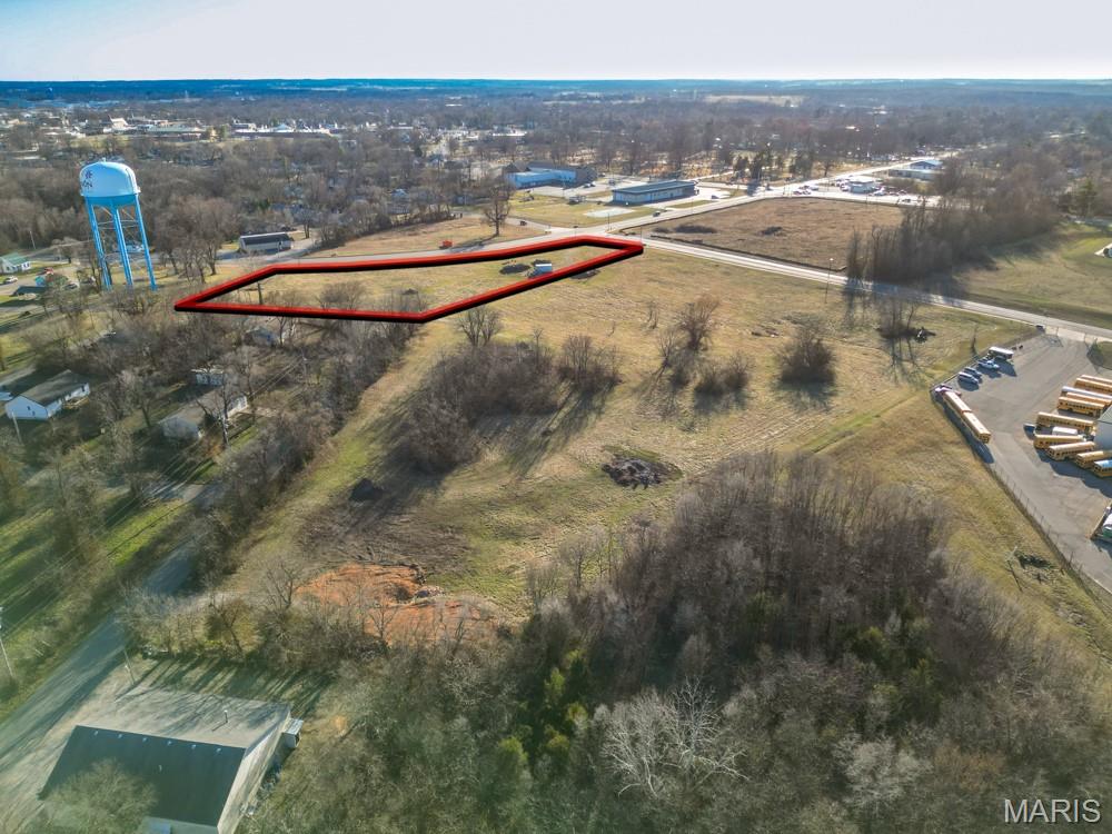 LEBANON ACREAGE - Commercial Sale