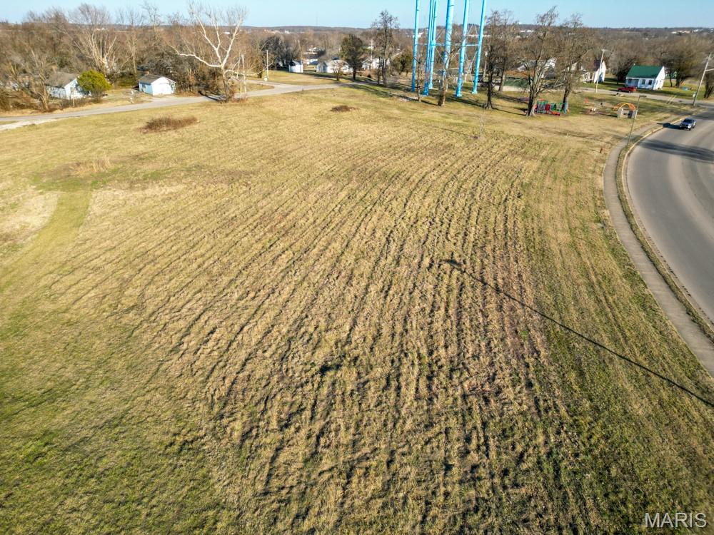 LEBANON ACREAGE - Commercial Sale