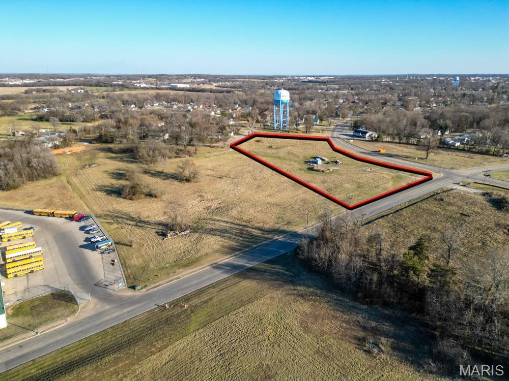 LEBANON ACREAGE - Commercial Sale