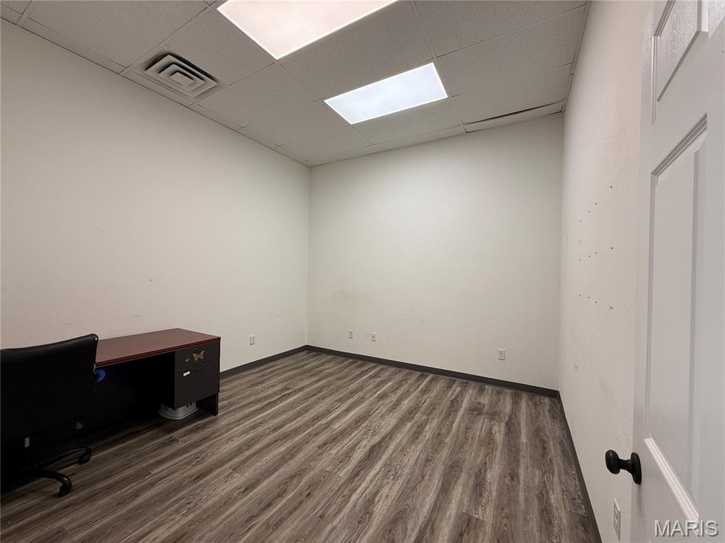 NON SUBDIVISION - Commercial Lease