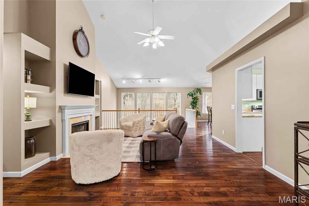 780 Emerald Oaks Court