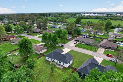 Tiny photo for 1408 Lana Drive, Lebanon, MO 65536 (MLS # 26025845)