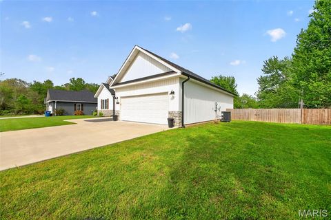 Tiny photo for 1408 Lana Drive, Lebanon, MO 65536 (MLS # 26025845)