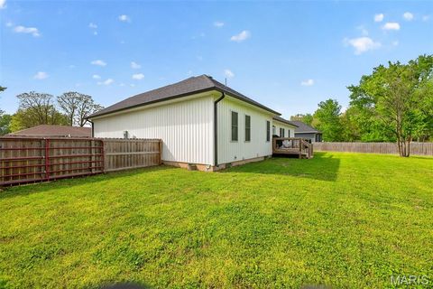 Tiny photo for 1408 Lana Drive, Lebanon, MO 65536 (MLS # 26025845)