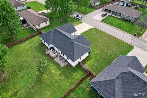 Tiny photo for 1408 Lana Drive, Lebanon, MO 65536 (MLS # 26025845)