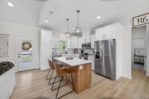 Tiny photo for 1408 Lana Drive, Lebanon, MO 65536 (MLS # 26025845)