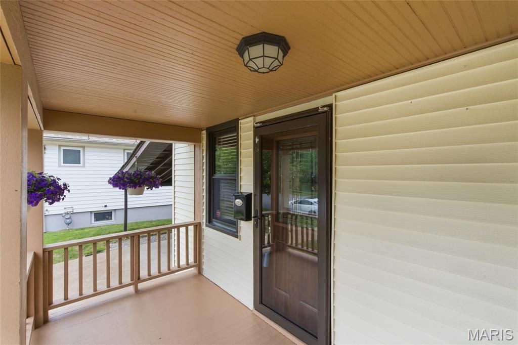 Photo of 7078 Lindenwood Place, St Louis, MO 63109 (MLS # 26028914)