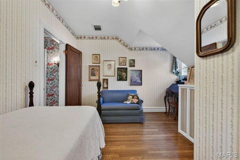 Tiny photo for 624 Locksley Place, Webster Groves, MO 63119 (MLS # 26024271)