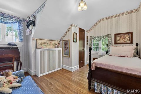 Tiny photo for 624 Locksley Place, Webster Groves, MO 63119 (MLS # 26024271)