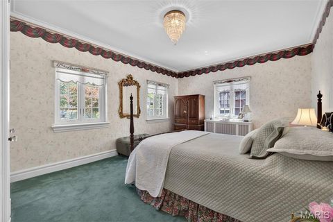Tiny photo for 624 Locksley Place, Webster Groves, MO 63119 (MLS # 26024271)
