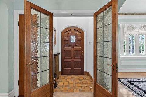 Tiny photo for 624 Locksley Place, Webster Groves, MO 63119 (MLS # 26024271)