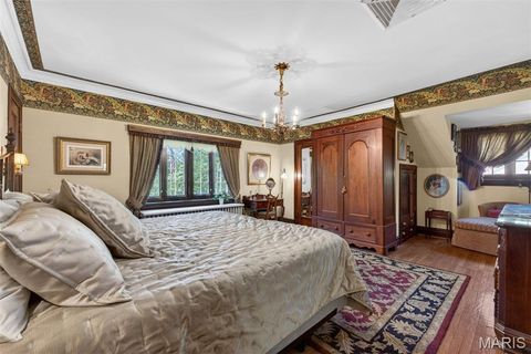 Tiny photo for 624 Locksley Place, Webster Groves, MO 63119 (MLS # 26024271)