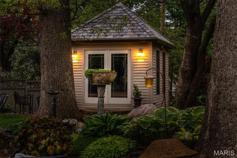 Tiny photo for 624 Locksley Place, Webster Groves, MO 63119 (MLS # 26024271)