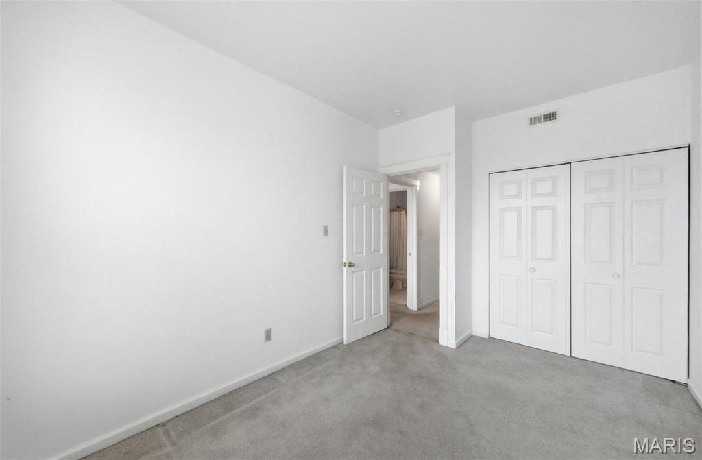 Debaliviere Place West Ph 01 - Residential