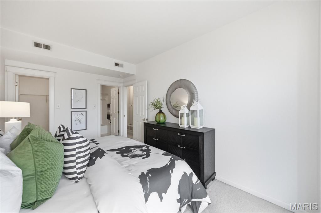 Debaliviere Place West Ph 01 - Residential