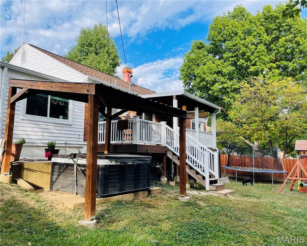 Photo of 5900 Apple Valley Drive, Affton, MO 63123 (MLS # 25070669)
