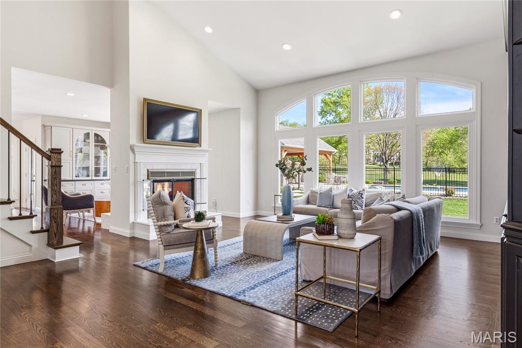 Whitmoor Country Club #9 - Residential