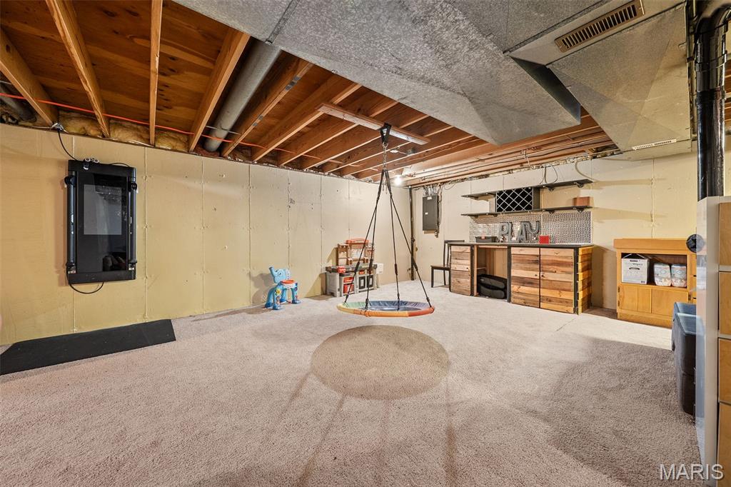 Hunters Pointe #6 - Residential