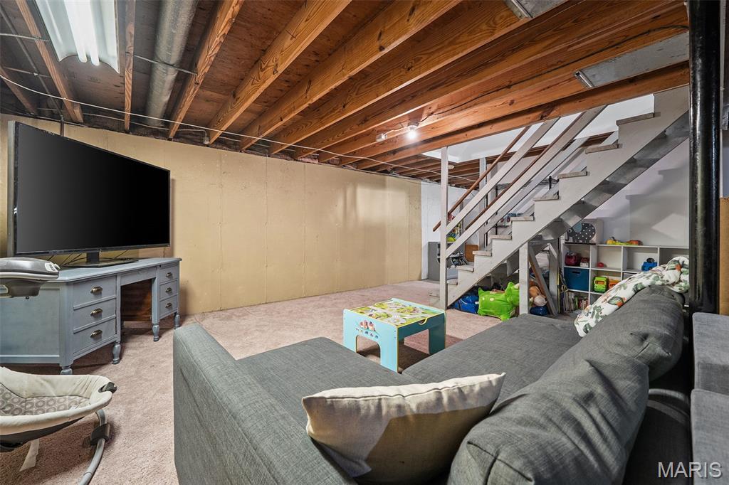 Hunters Pointe #6 - Residential