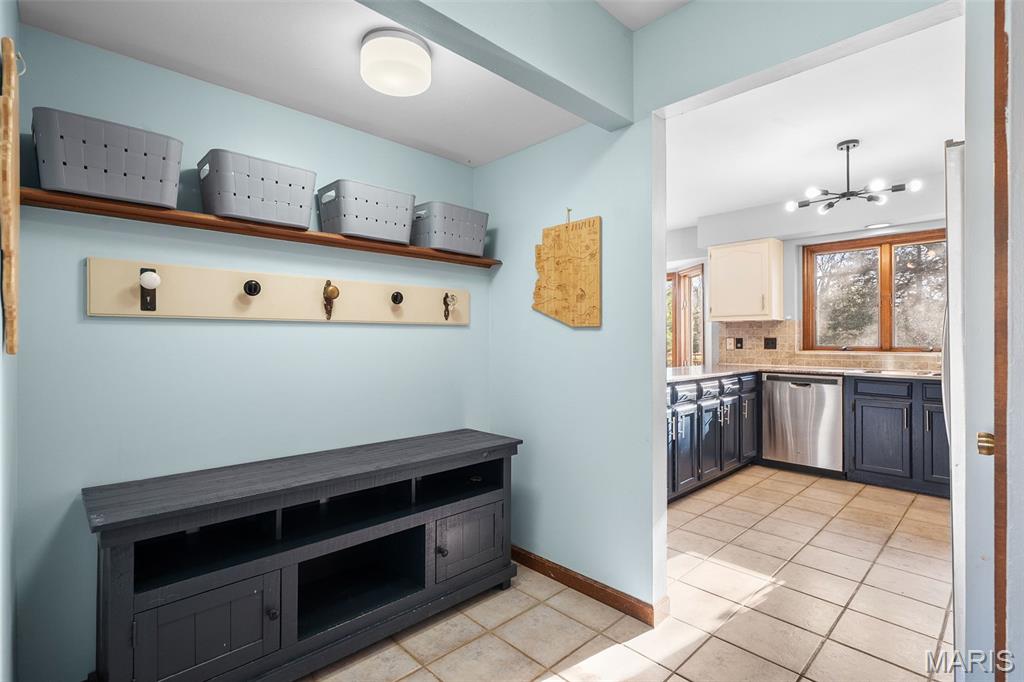 Hunters Pointe #6 - Residential