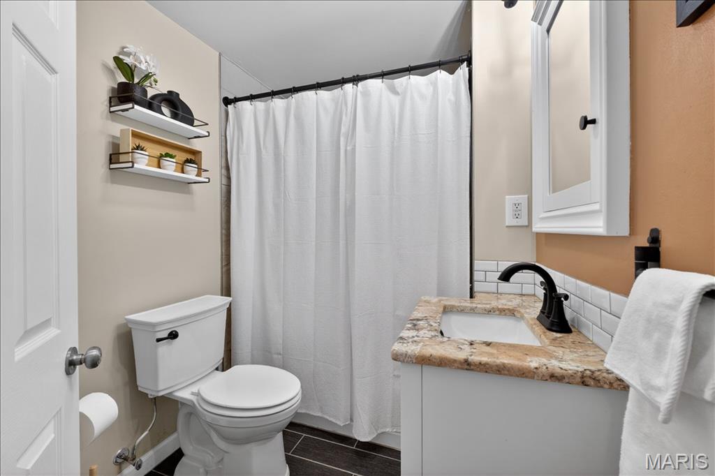 Foys Ivanhoe Add - Residential