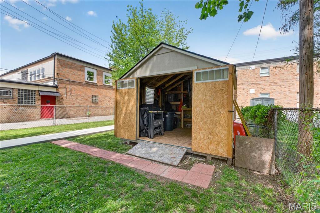 Foys Ivanhoe Add - Residential