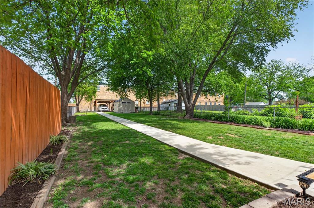 Foys Ivanhoe Add - Residential