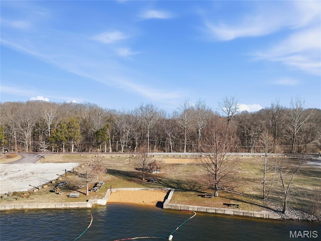 Lake Tishomingo - Land