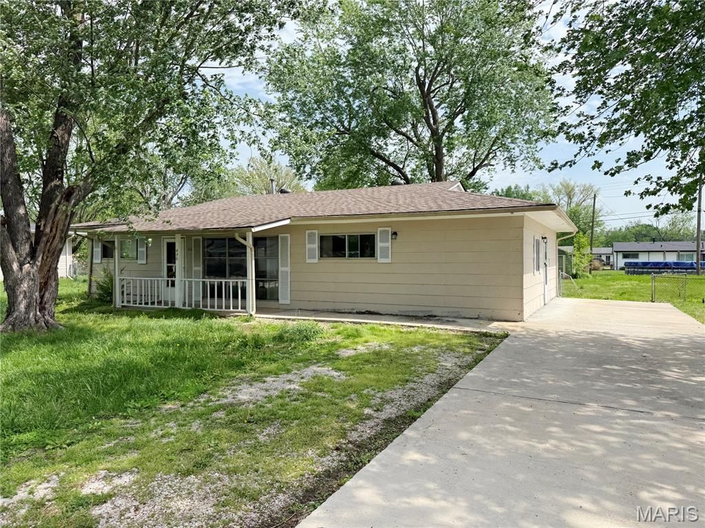Photo of 446 Kathryn Drive, Arnold, MO 63010 (MLS # 26028826)