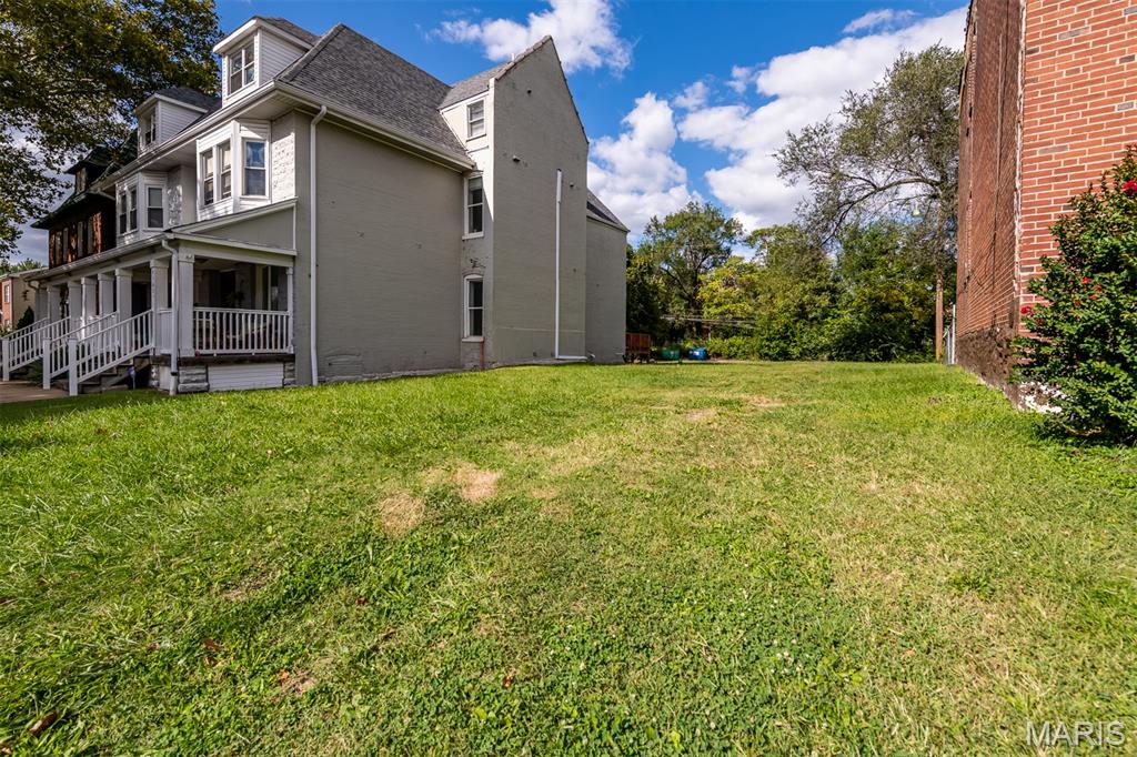 Massachusetts Mutual Life Ins - Land