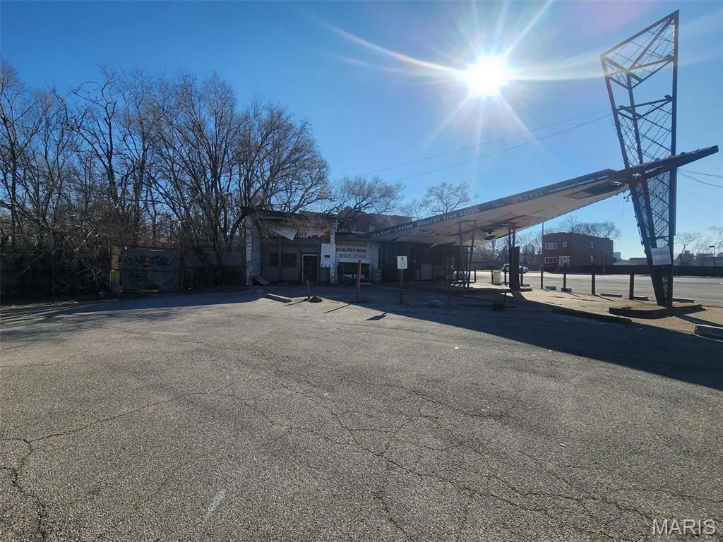 Photo of 3869 Page Boulevard, St Louis, MO 63113 (MLS # 26004206)