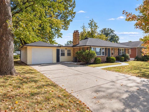 Photo of 1808 Morven Avenue, Overland, MO 63114 (MLS # 26068384)