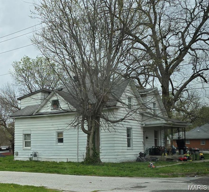 This property offers a fantastic opportunity for investors, landlords or DIY enthusiasts looking to transform a home in the heart of Elsberry. Situated in a quiet, small-town community, this home has plenty of potential. While it’s in need of some TLC, it’s priced to reflect the work needed, and the location is ideal – just minutes from local shops, schools, and parks. Bring your vision and creativity to restore this house to its full potential, and create a rental gem or future home. Do not disturb the tenants, showings by appointment only. There are no signs in yard. Buyer to verify all information provided.