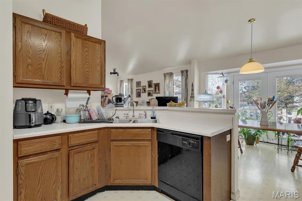 Villages Of Barrington Downs Ascot - Residential