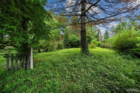 Tiny photo for 2400 S 18th Street, St Louis, MO 63104 (MLS # 26018773)