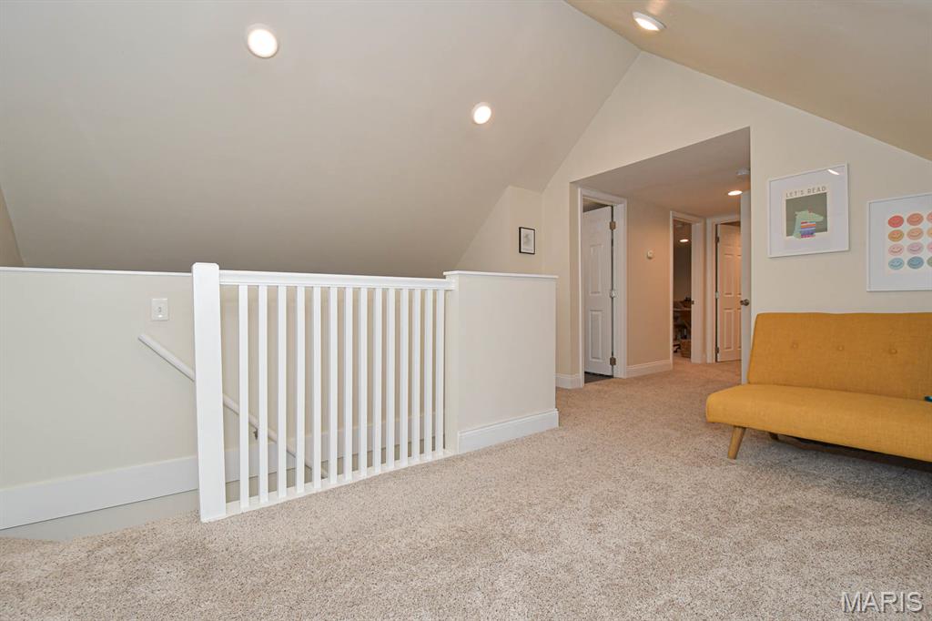 Tesson Ferry Court Amd - Residential