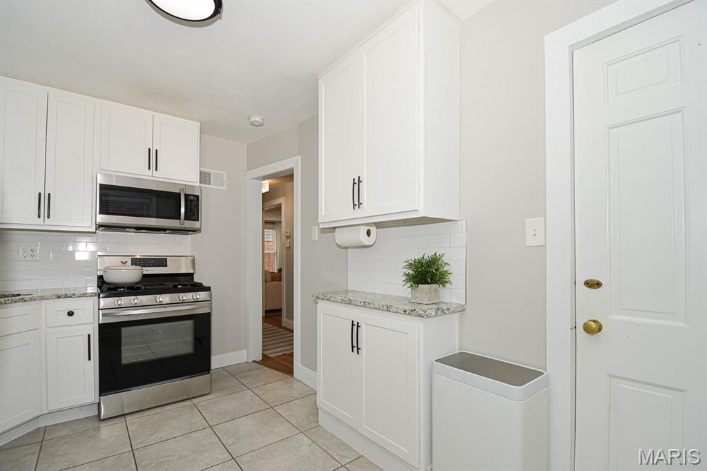 Tesson Ferry Court Amd - Residential