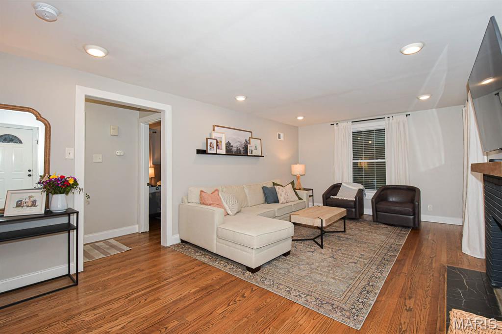 Tesson Ferry Court Amd - Residential