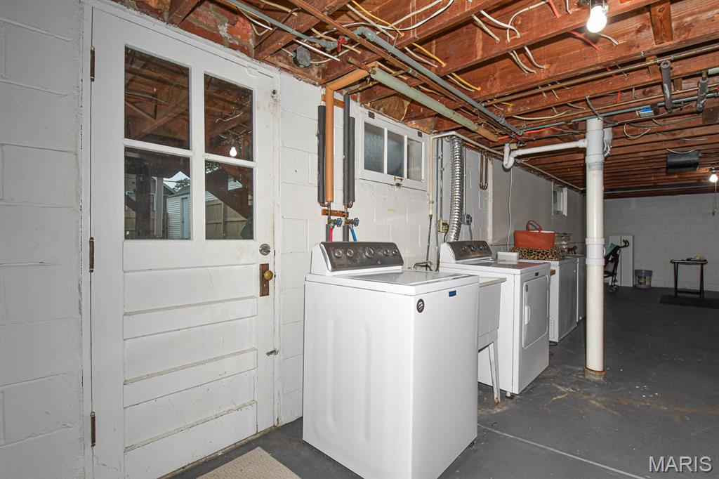 Tesson Ferry Court Amd - Residential