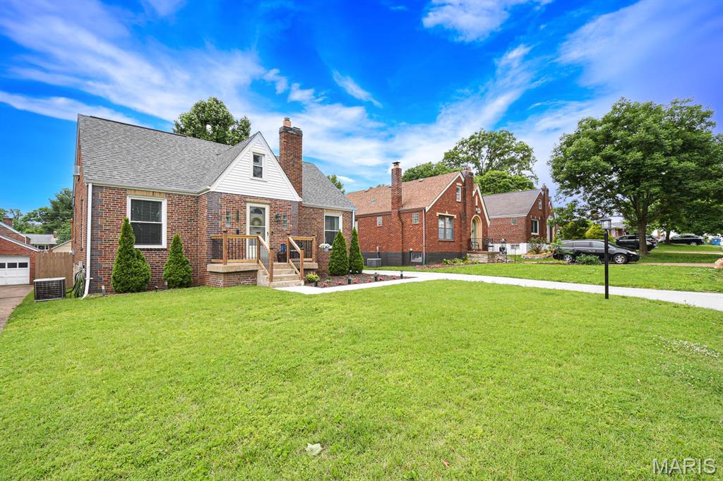 Tesson Ferry Court Amd - Residential