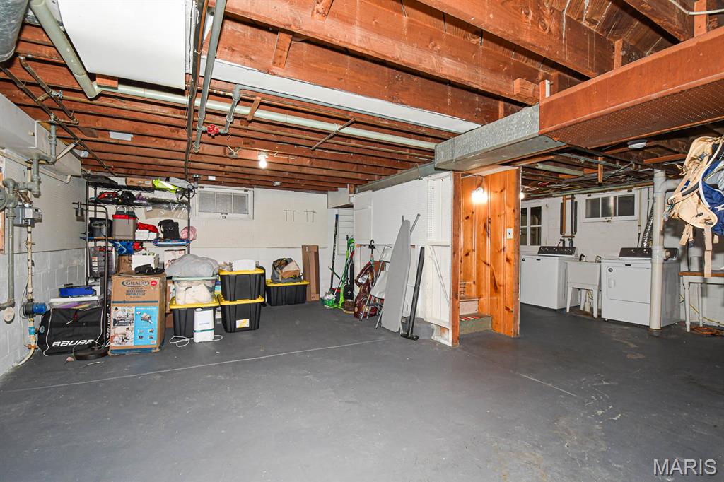 Tesson Ferry Court Amd - Residential