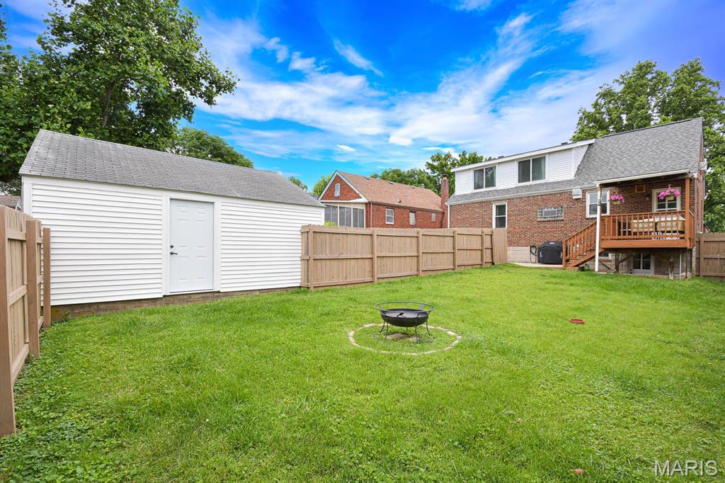 Tesson Ferry Court Amd - Residential